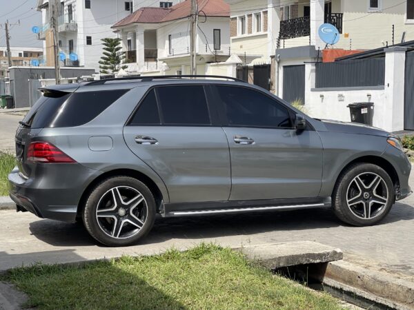 Mercedes Benz GLE350 - Image 4